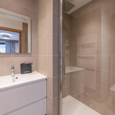 Apartment Centre - 6 Pers. - Fr-1-343-275